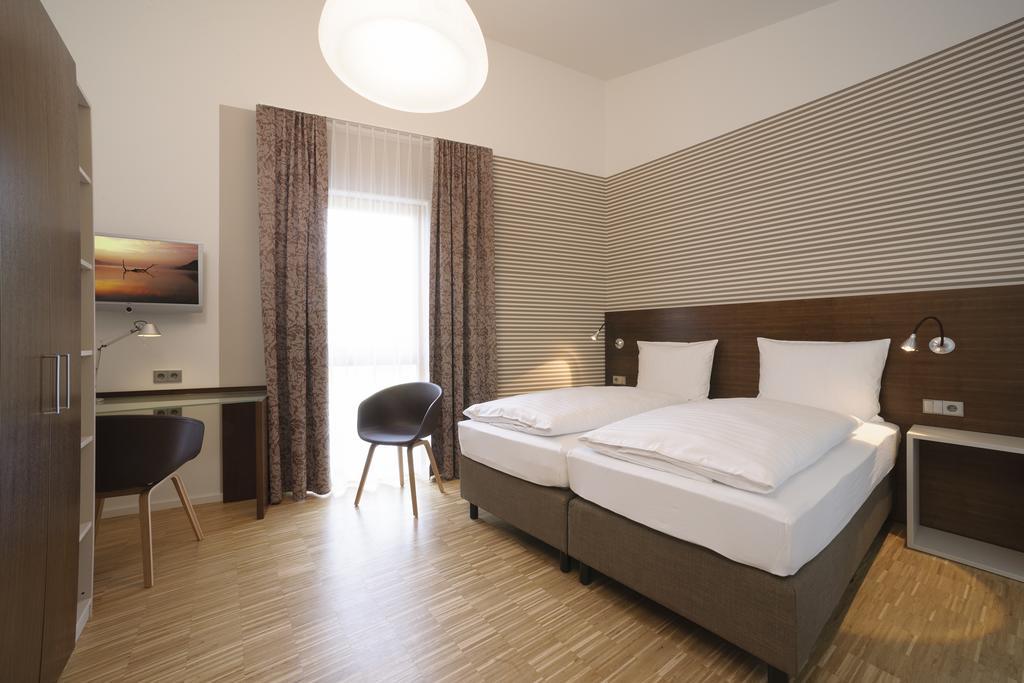 Seehoernle Bio Hotel & Gasthaus Gaienhofen  Ngoại thất bức ảnh